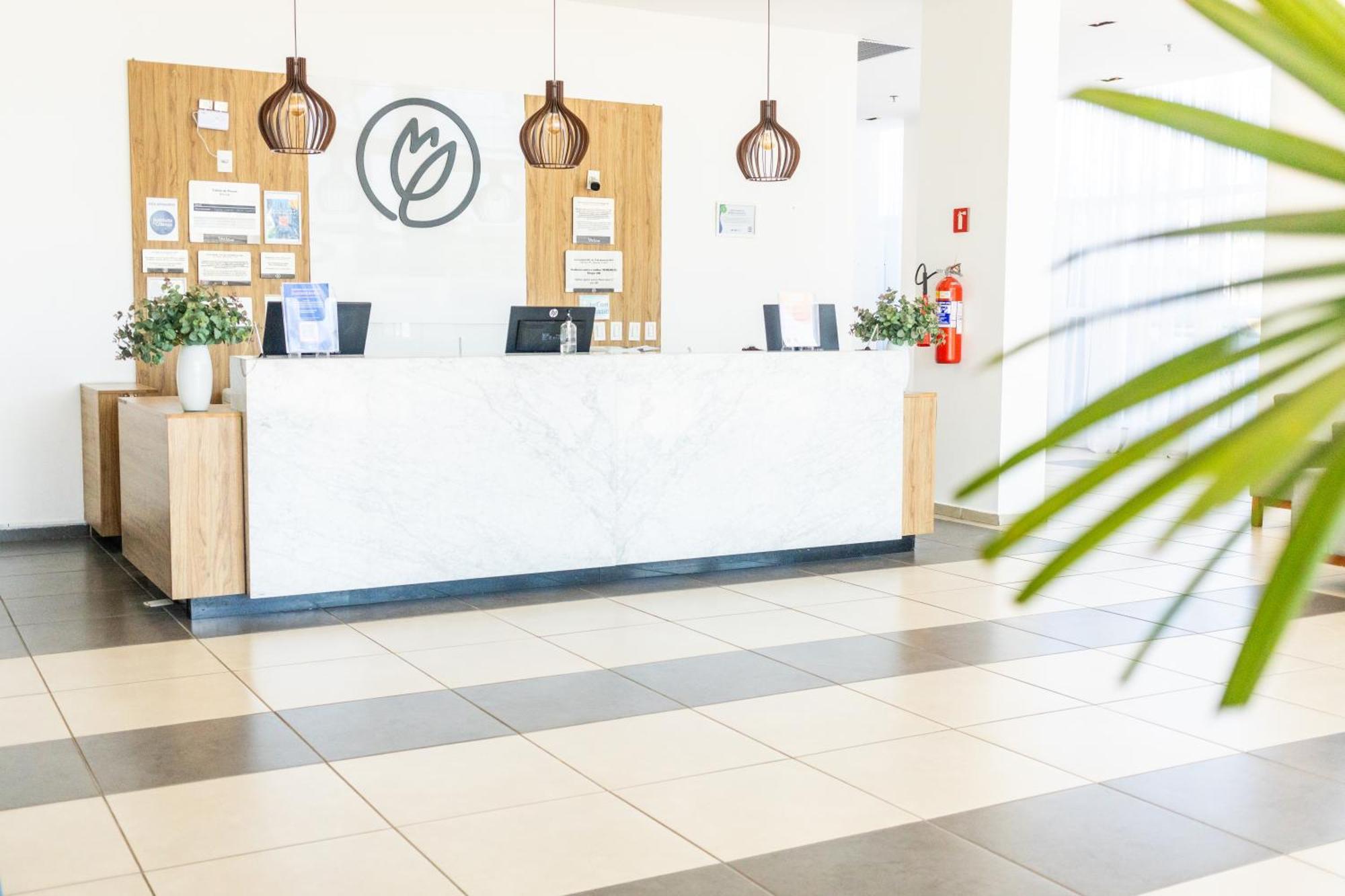 Tulip Inn كامبوس دوس جويتاكازيس المظهر الخارجي الصورة